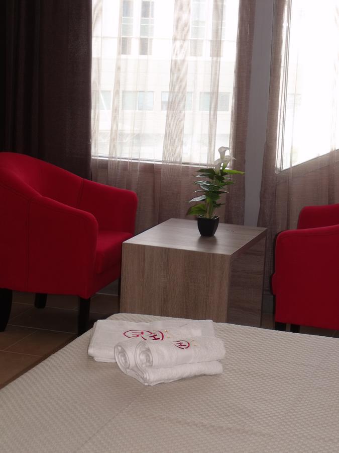 Hotel Terminal טיראנה מראה חיצוני תמונה