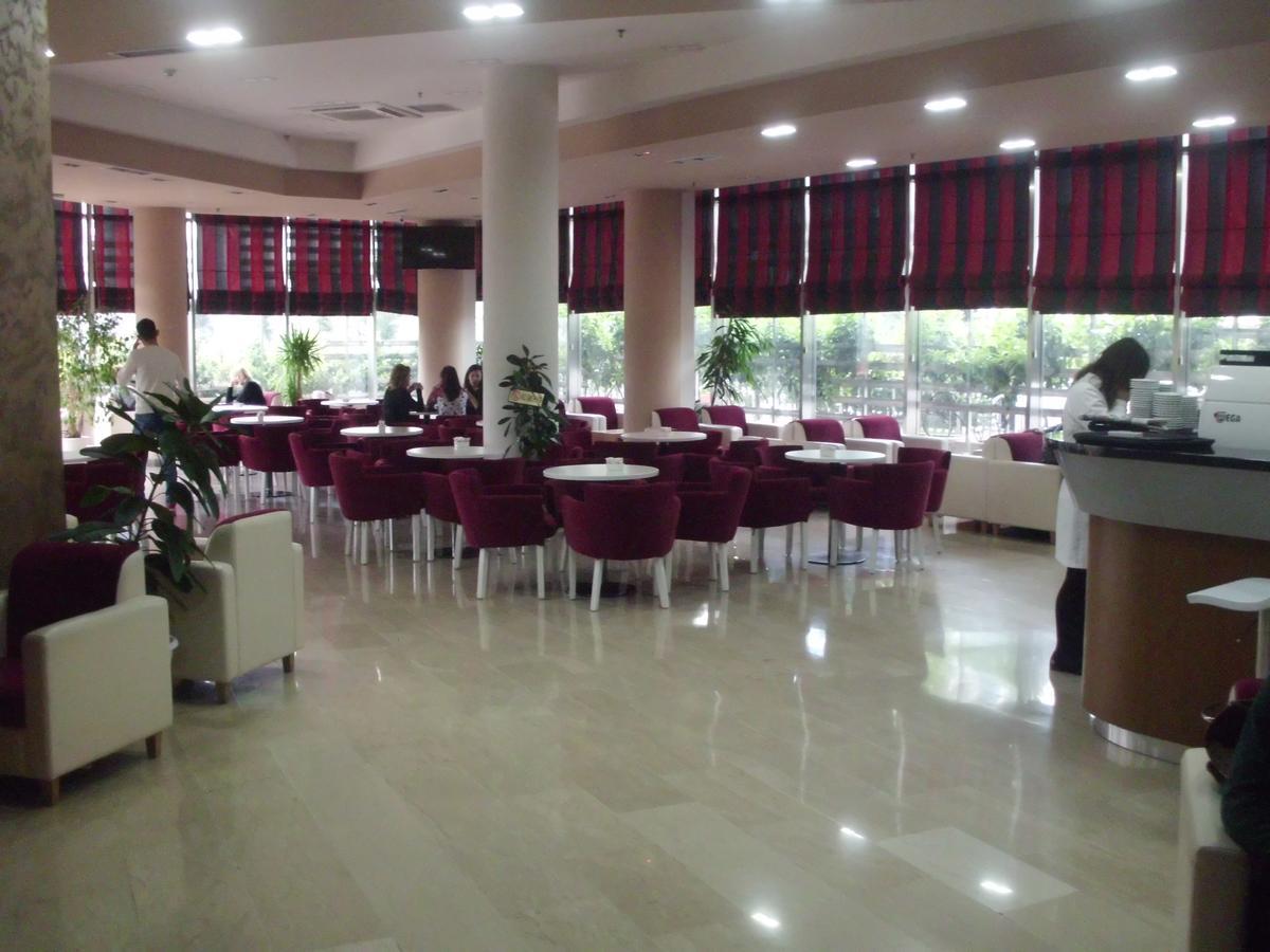 Hotel Terminal טיראנה מראה חיצוני תמונה